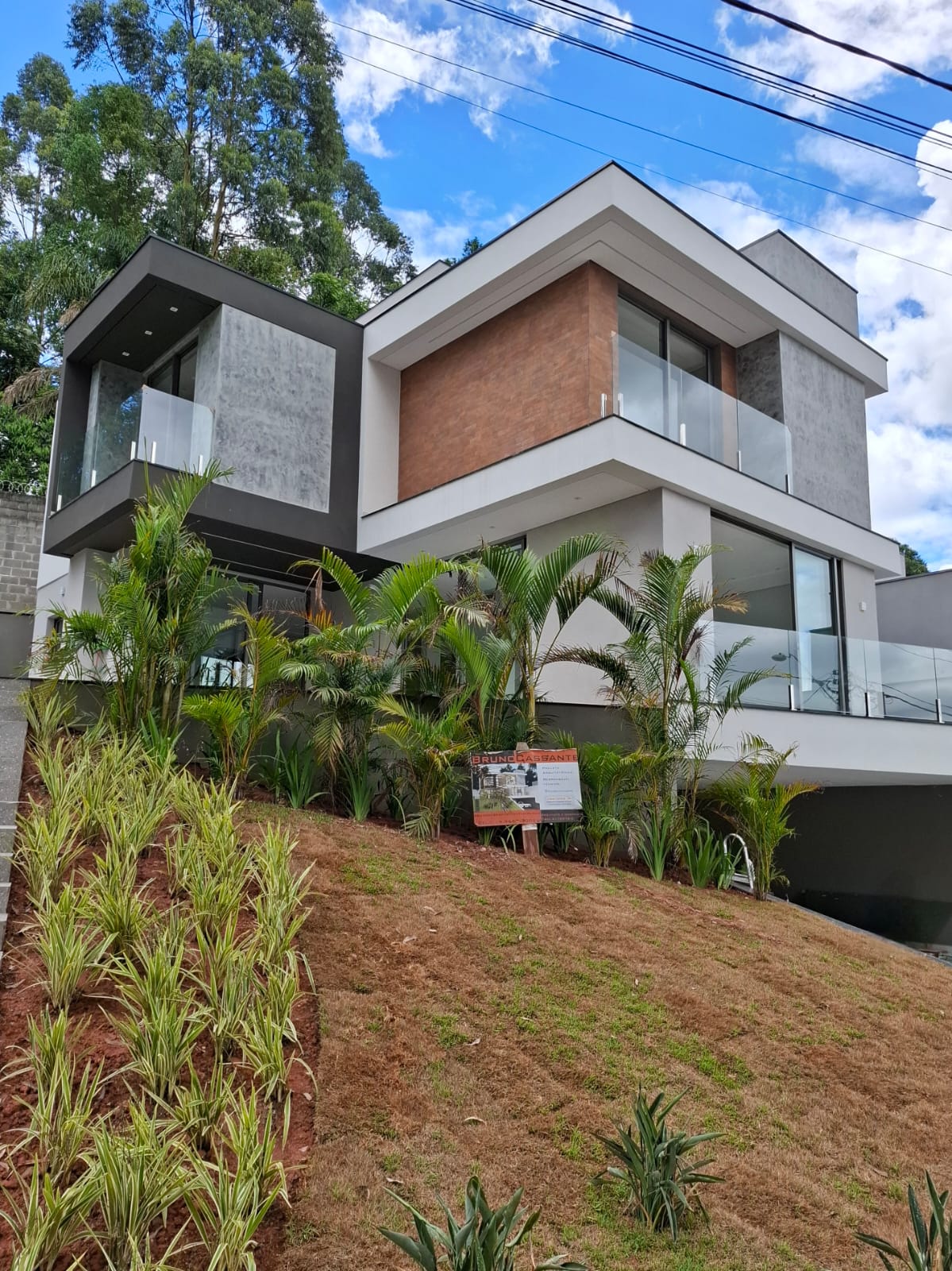 Casa alto padrão nova e moderna